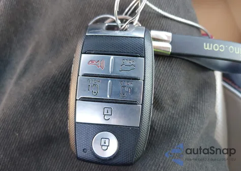 2016 Kia Sedona Sx Luxury z USA, uszkodzony, nr VIN KNDME5C11G6156883